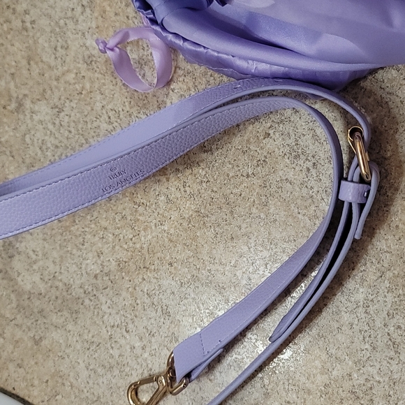 NWT Truly beauty makeup trunk with long shoulder handle - Picture 4 of 10